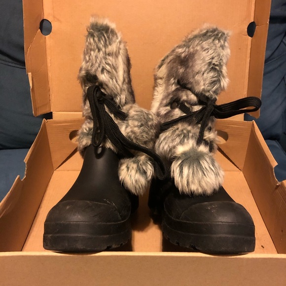 Dirty Laundry Snow boots - Picture 1 of 4